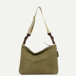 Baskia Messenger Bag