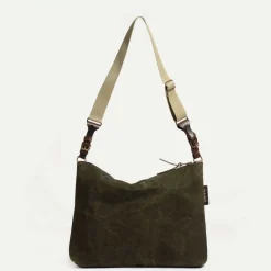 Baskia Messenger Bag