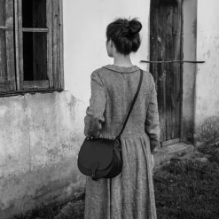 Diane L Gibecière bag