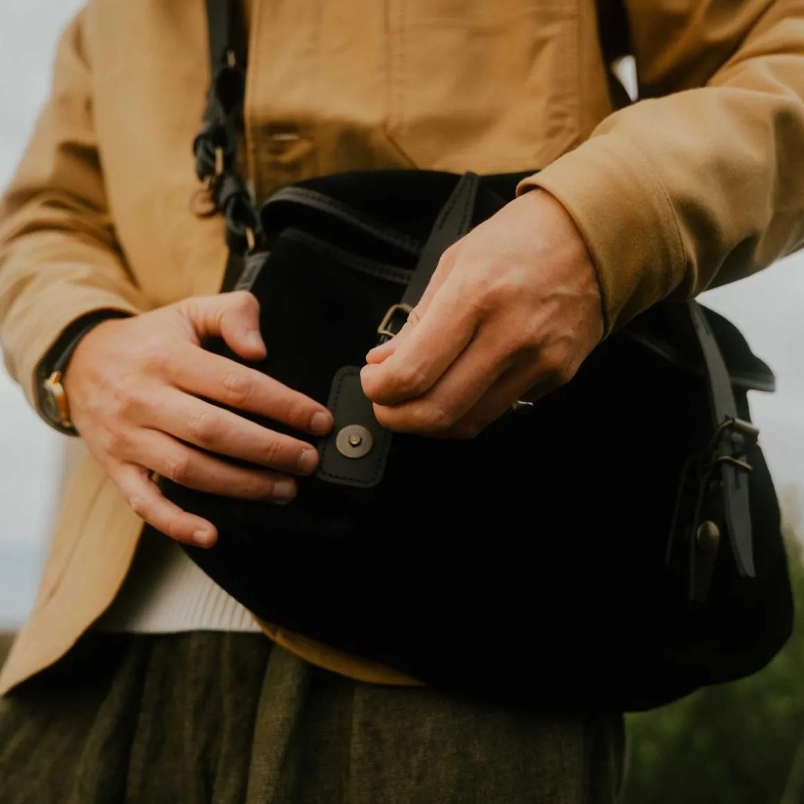 Fisherman's Musette M / Suede