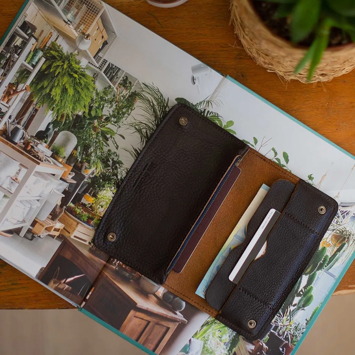 Maltese wallet
