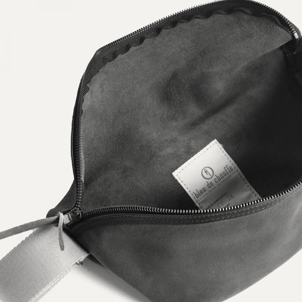 New Beat Belt bag / Suede