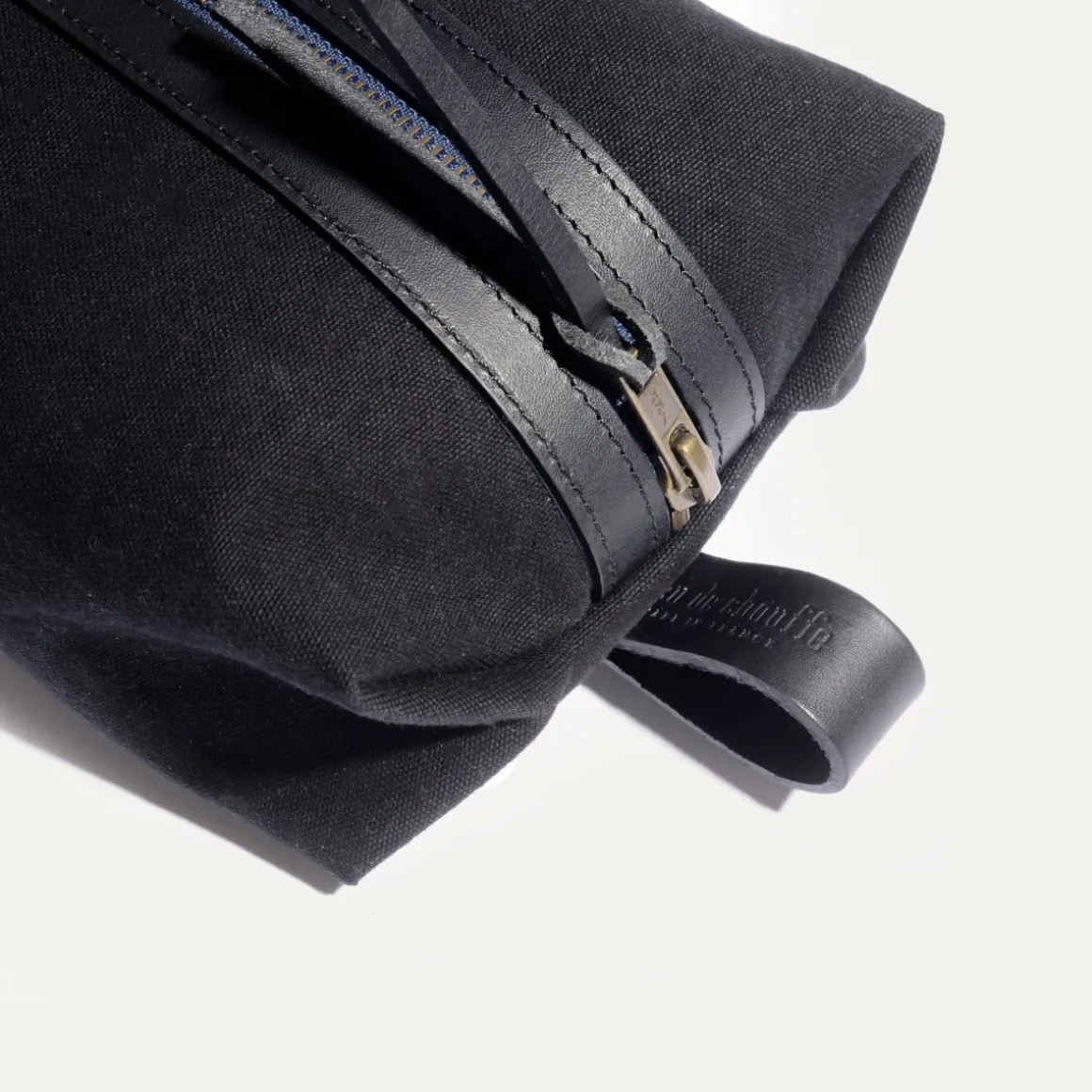 ZAZOU toiletry case